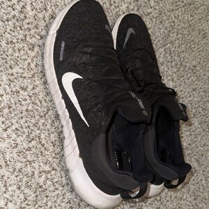 Nike Black and White Running Shoes